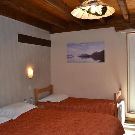 Hotel Le Chalet Auberge Des 2 Etangs 2*