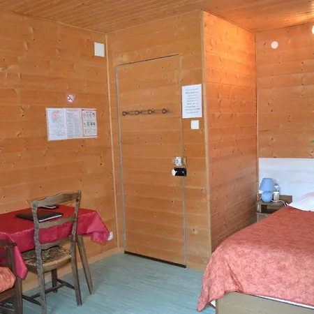 Le Chalet Auberge Des 2 Etangs 2*